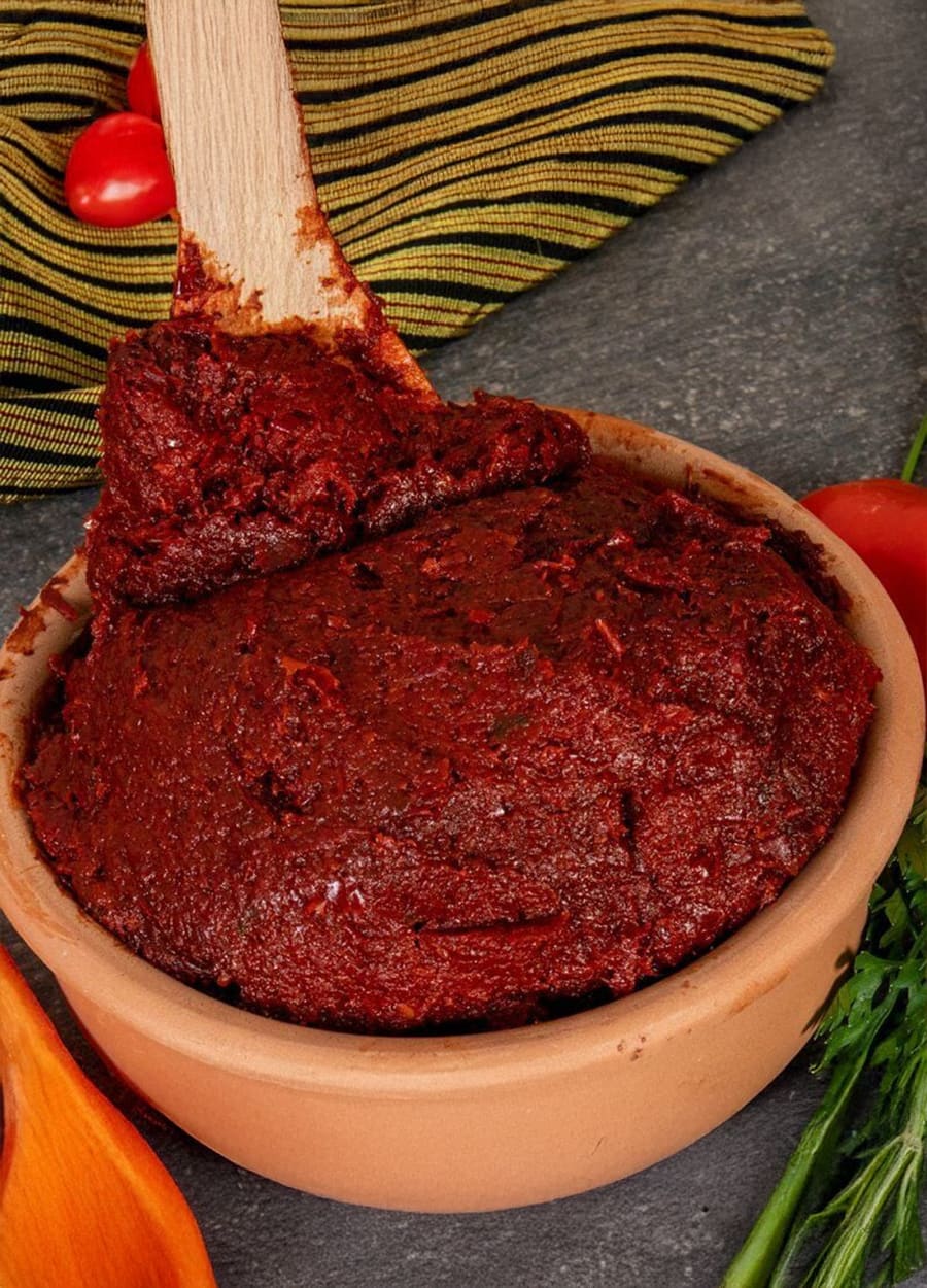 Acı Biber Salçası